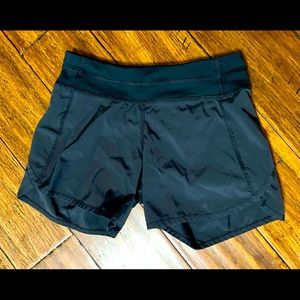 Ivivva by LuLu lemon speedy shorts